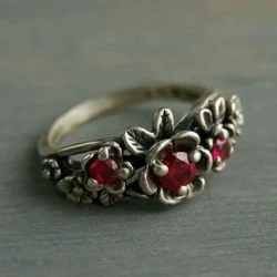 Vintage Bohemian Flower Red Crystal Rings for Women Gorgeous Charming Silver Colour Wedding Engagement Christmas Gift