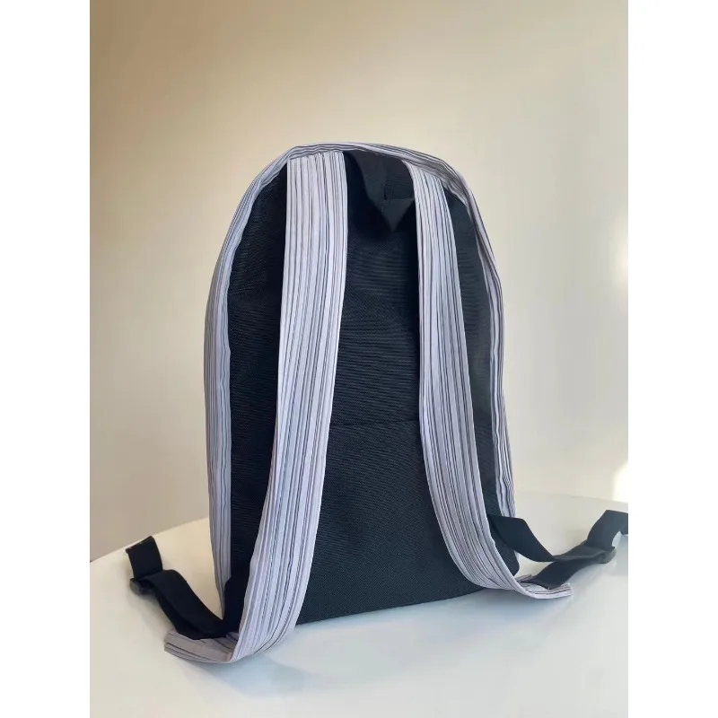 Pleats Pleated Original Shoulder Bag Fashion Niche Design Pleated Lightweight Shoulder Bag Backpack Backpack 2024 New Unisex