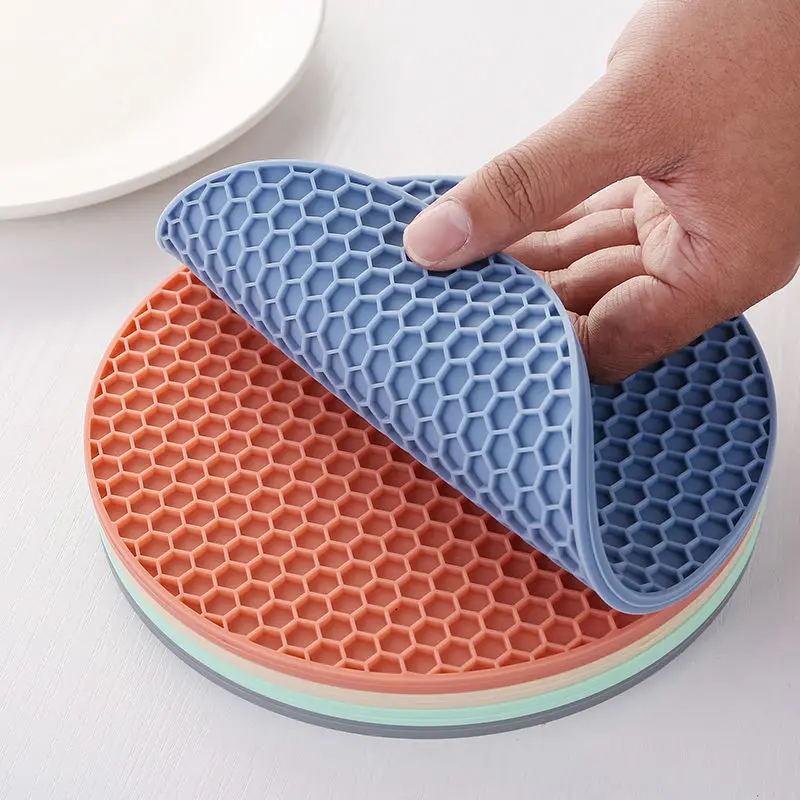 New Silicone Pad Honeycomb Circular Insulation Pad Nordic Household Thickened Round Coaster Kitchen Tableware Non-slip Mat