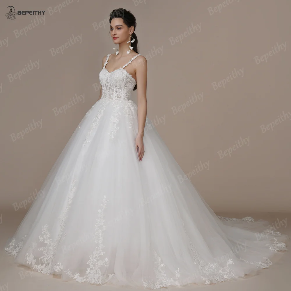 BEPEITHY Abiti da sposa da sposa personalizzati con spalline da principessa per le donne Abito da ballo da sposa con strascico in pizzo bianco senza maniche