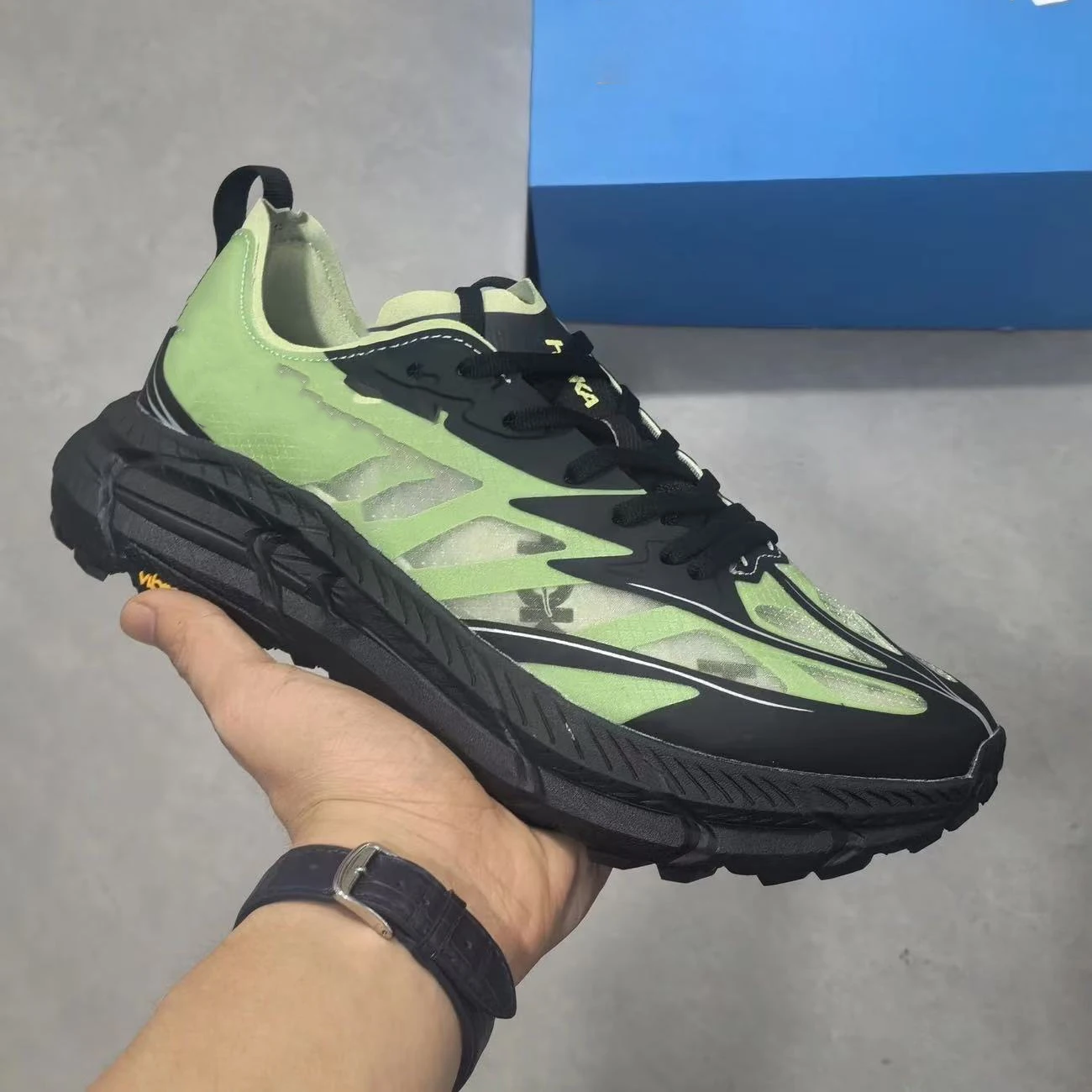 

New Arrival 2025 Hot Seller Unisex Universal Fit Breathable High Quality Durable & Slip-Resistant Walking Shoes Casual Shoes Exc (Exc Likely Stands for Something Like "Except For")