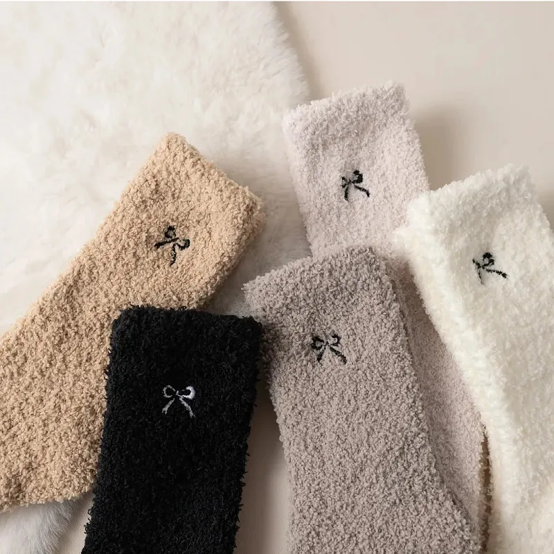 

5 Pairs Women's Thick Fleece-Lined Thermal Socks Autumn Winter Warm Plush Sleeping Socks Mid-Calf Bow Floor Socks for Women