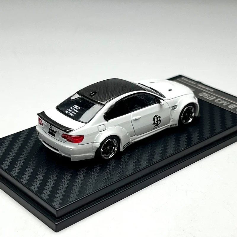 Fine model FM 1:64 Scale M3 E92 LB Widebody Modification Alloy Car Model Static Collection Decorated Souvenir Gift Hobby & Toys