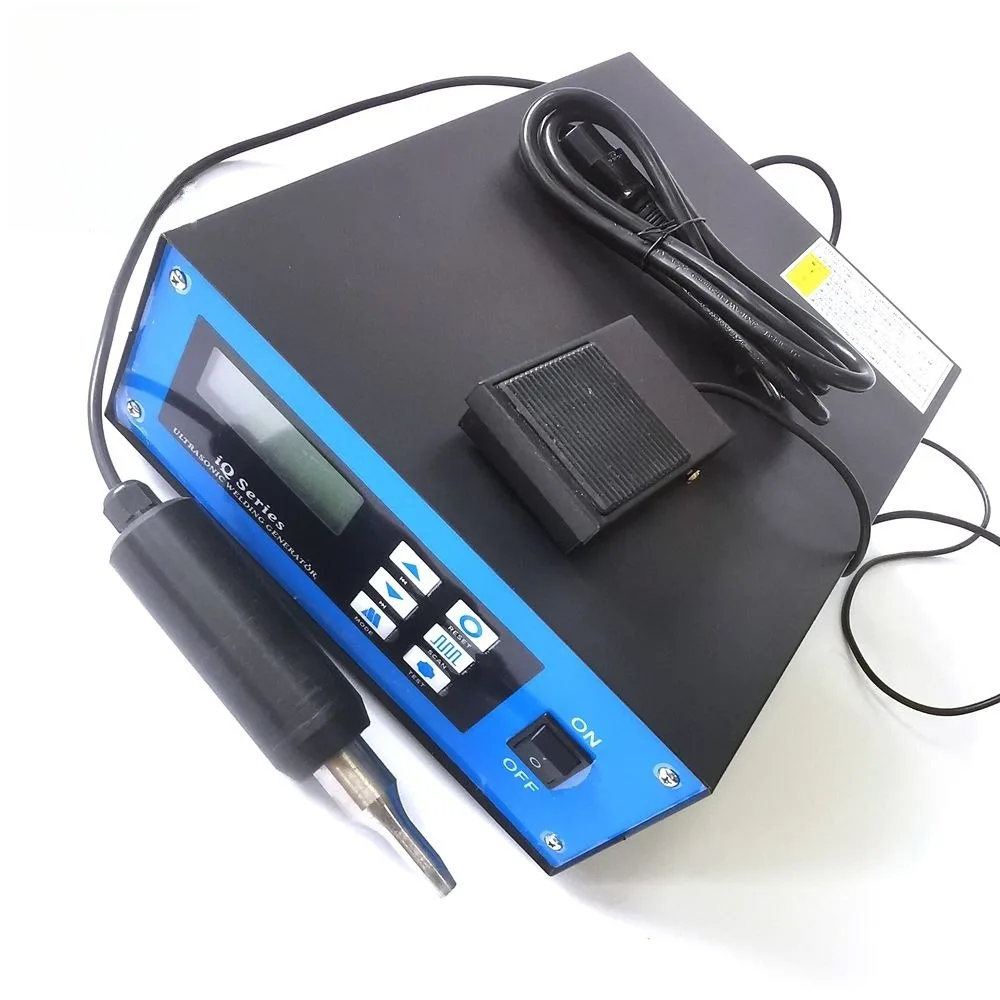 Handheld titanium horn for riveting automotive plastic parts, ultrasonic spot welding 35Khz 800W