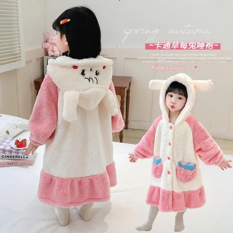 حار Kawaii فتاة الأزياء منامة طالب الشتاء رشاقته عارضة الكرتون الفانيلا مقنعين طويلة الأكمام البشكير ملابس الأطفال
