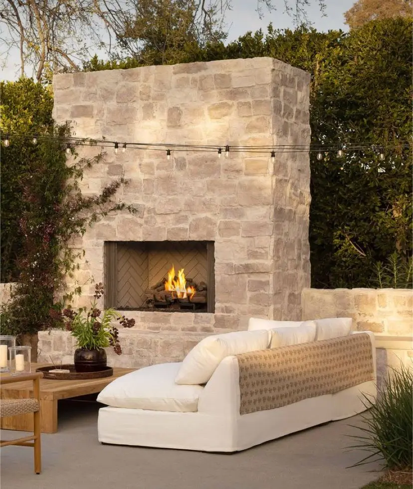 Modern Design Outdoor Stone Fireplace Natural Stone Fireplace for Villa Outdoor Courtyard