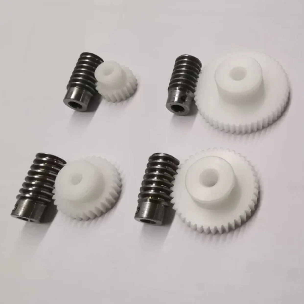 0.8M 1:1 Standard Precision Worm Gear Set POM 20/30/40/50 Teeth Turbine Quality Parts 5/6MM