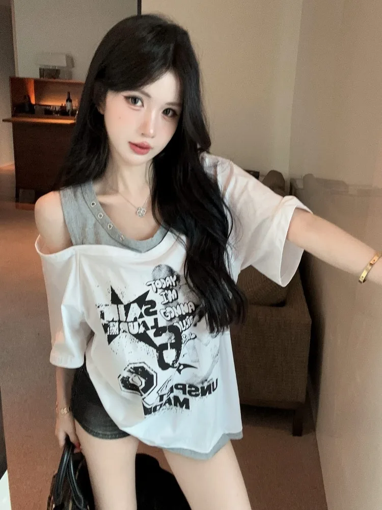 

American Hot Girl Fake Two-Piece Shoulder-Baring Short Sleeve T-Shirt Summer New Small Design Loose Slimming Fashion Top
