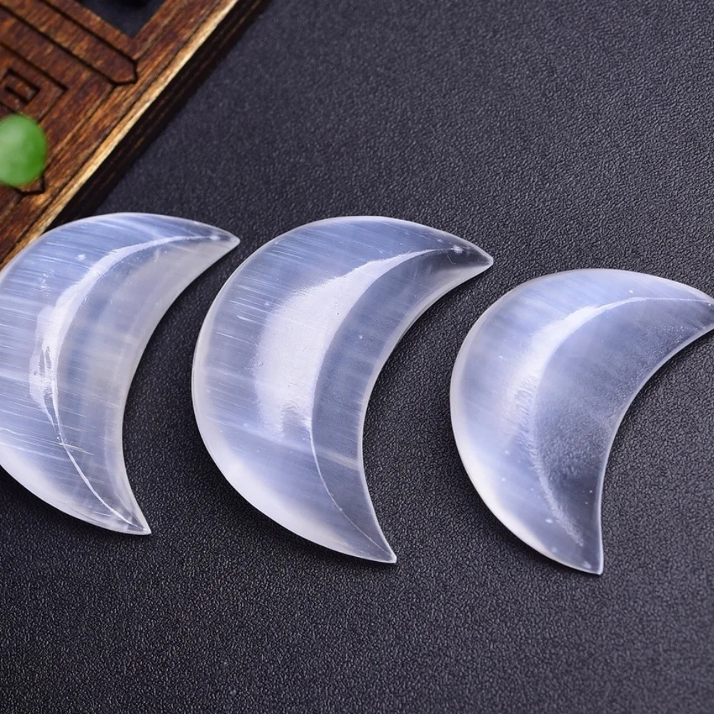 3PCS 48*22mm Natural Selenite Moon Carving Beads Polished Crystal Reiki Healing Jewelry Making Cute Rock Pendant Gift