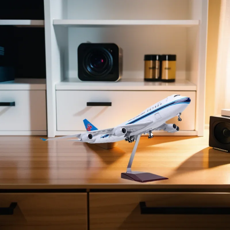 

B747 Смола 47 см Китай Southern Airlines Boeing 747 Модель самолета Игрушка с колесами Литой под давлением самолет Реактивная гражданская авиация Подарок Decorati