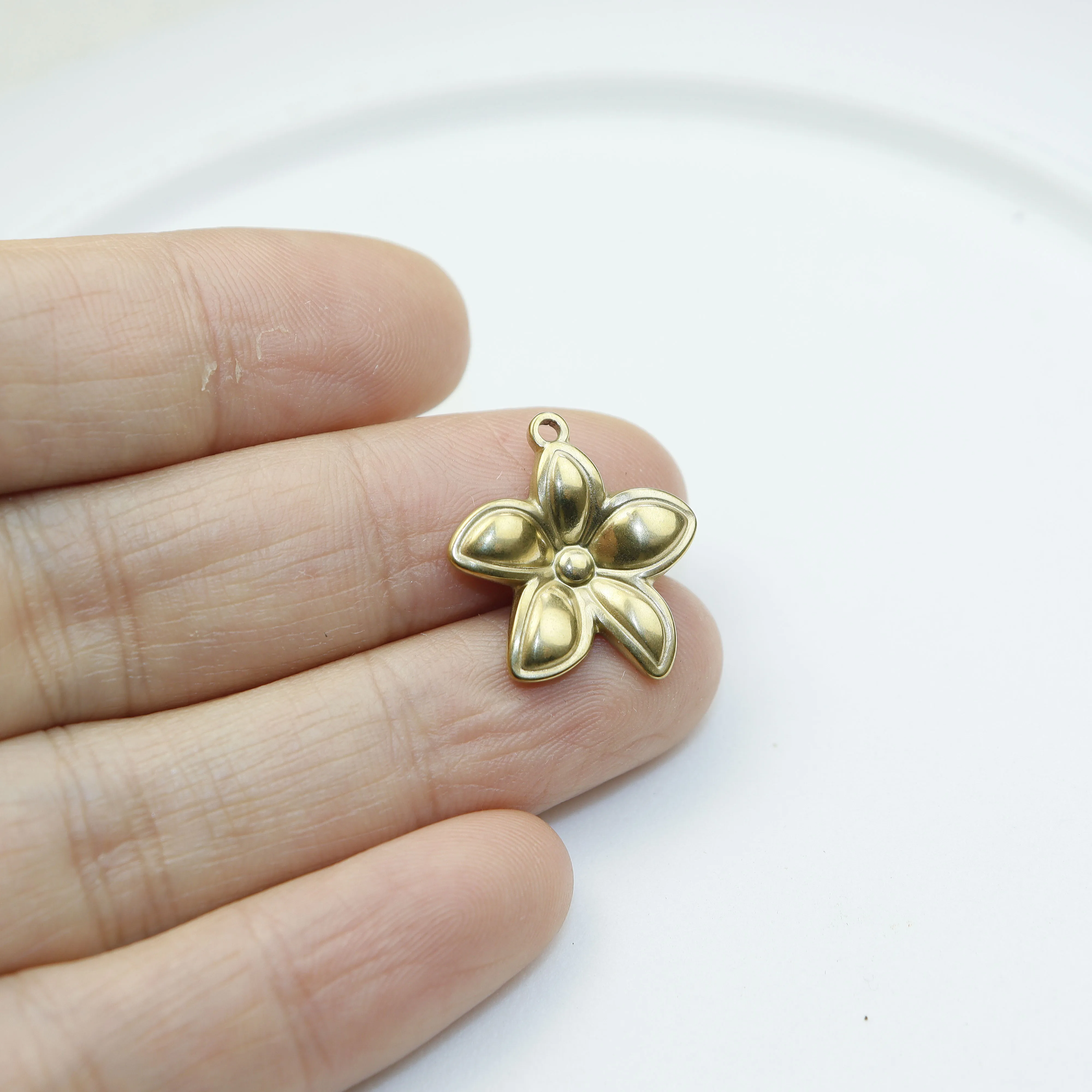 5pcs Casting Stainless Steel Flower Charms Pendant DIY Necklace Earrings Bracelets Jewelry Charm PVD Plate Water Proof