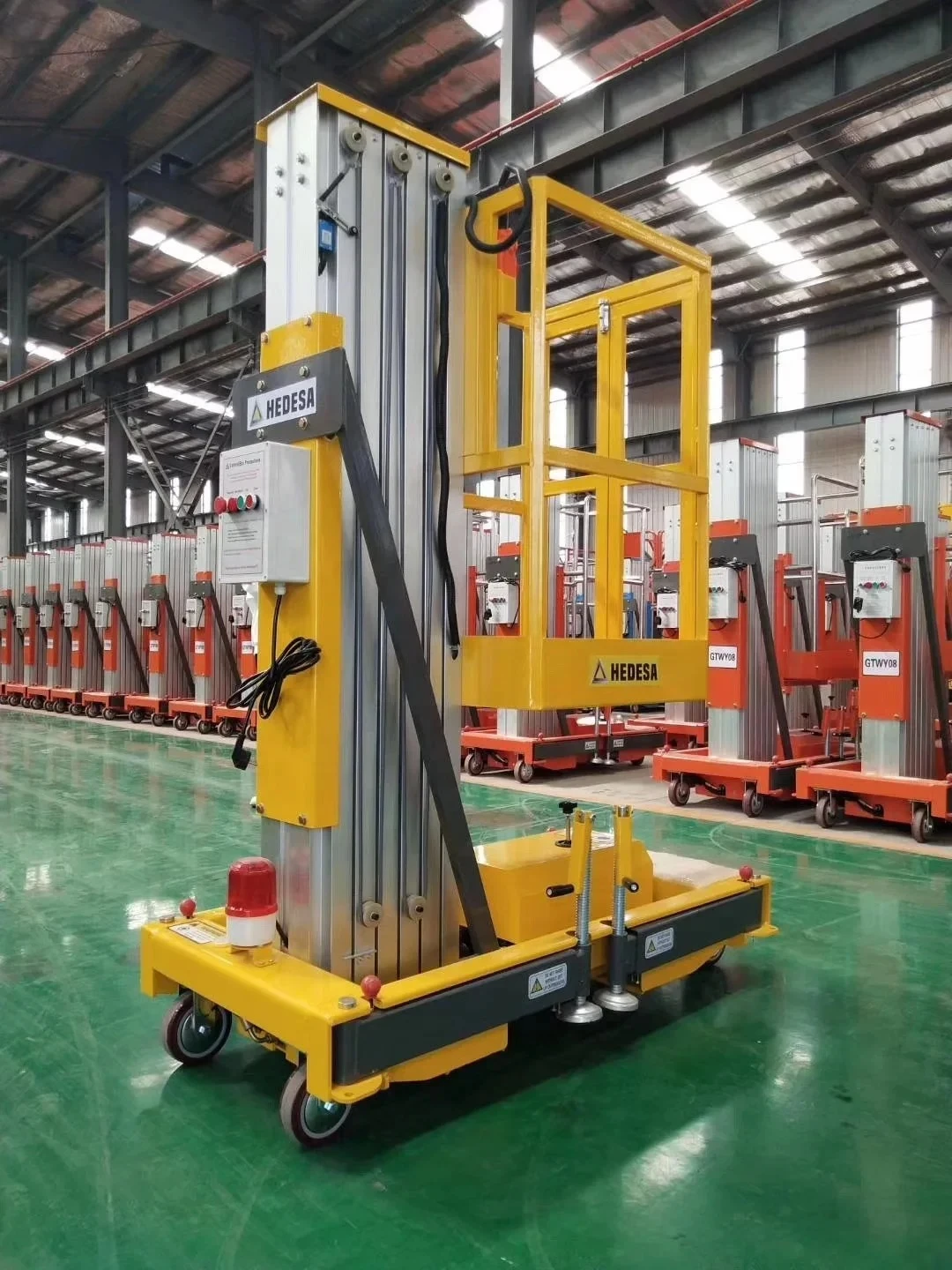 Lift Push Around Vertical Mast Lift Single Mast Aerial Work Platform Lift Table 6m 8m 10m 12m Man Chain Start