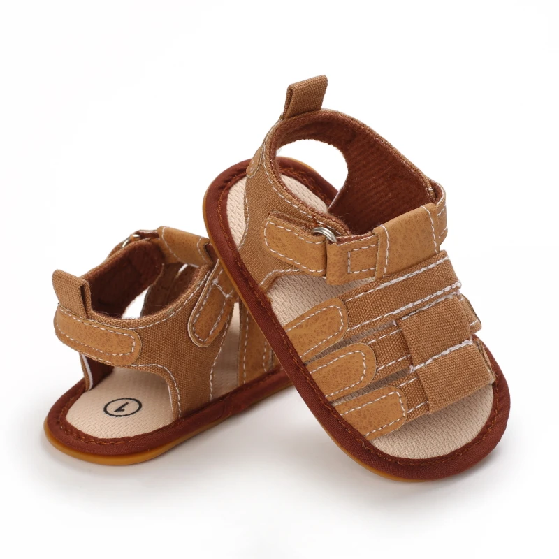 Sommerliche, bequeme und atmungsaktive Sandalen für Babys, ideal für Neugeborene. Vorlaufschuhe, geeignet für Babys im Alter von 0 bis 18 Monaten. – Detail 8