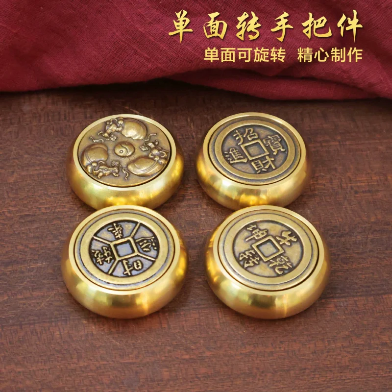 

Double-Sided Brass Money-Transferring Handheld Piece Money-Making Plaything Ox Turns the Universe Stress-Relieving Gyroscope Orn