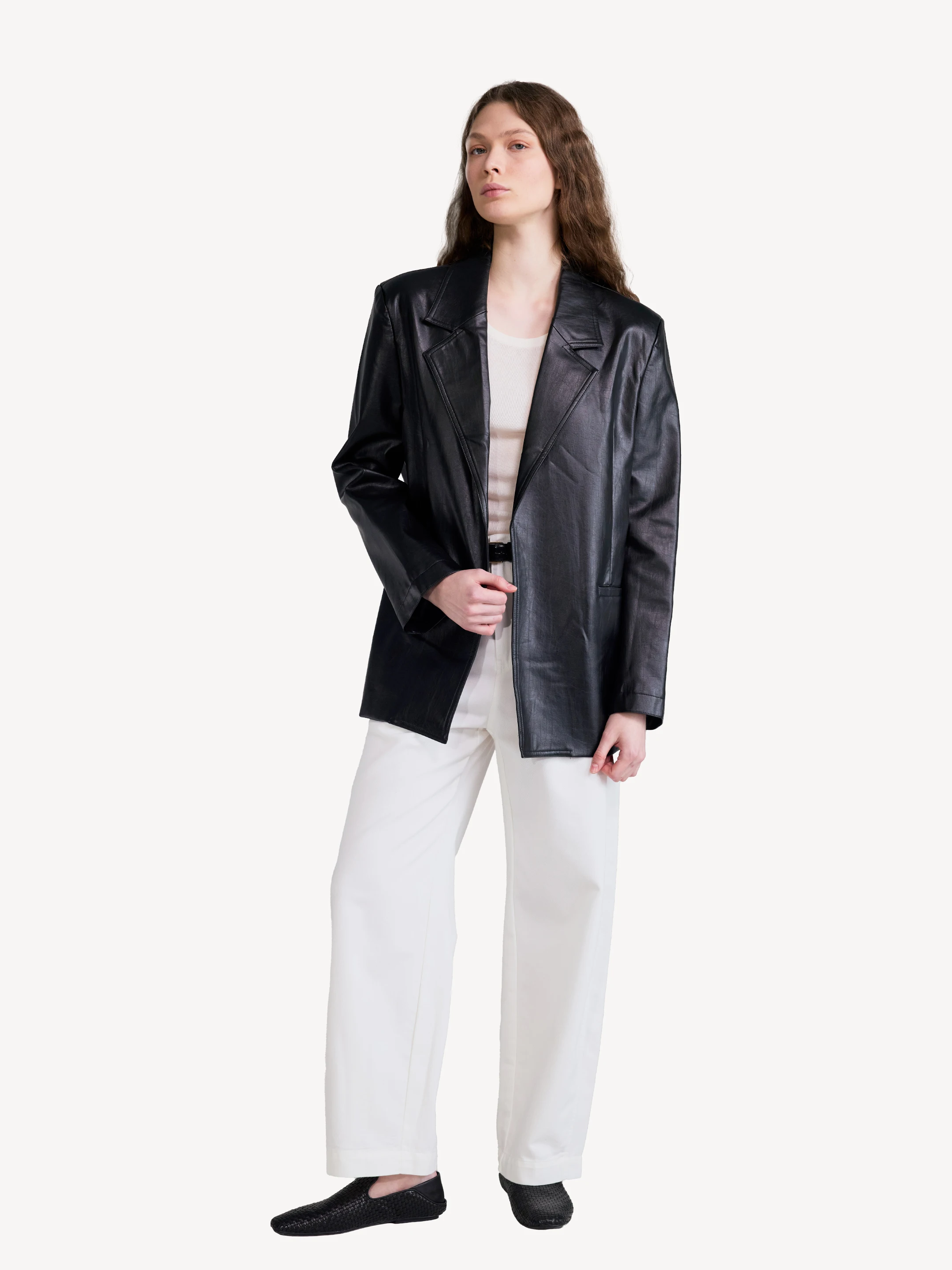 AEVIAA Women's Casual Vintage Leather Jaet Loose Fit Bla Outerwear Faionable Versatile Sle Autumn Winter Collection