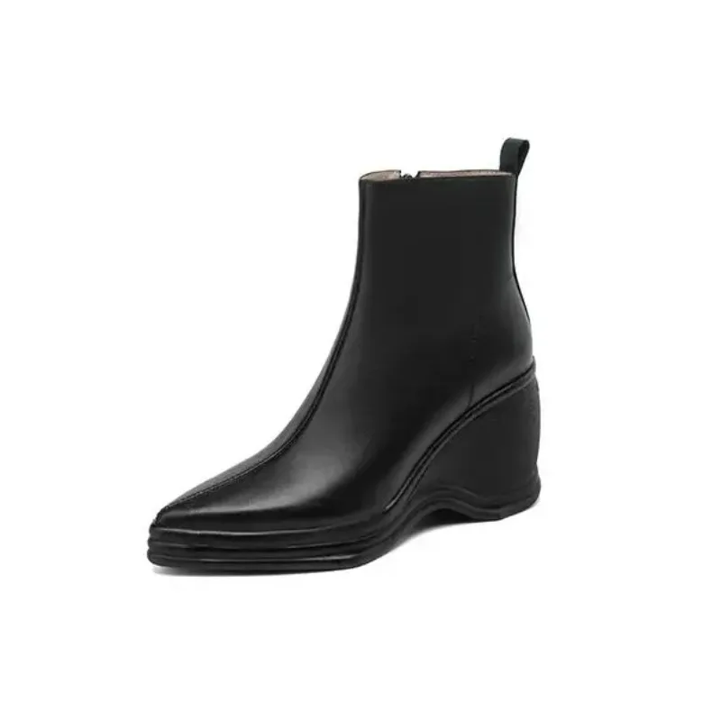Fashion 2026 Autumn/Winter New Retro Style Pointed Slope Heel Short Boots for Women Zipper High Heels, Thick soled Women's Shoes
