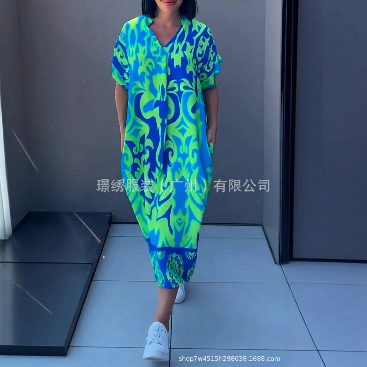 

2025 Short-sleeved New V-neck Simple Printed Casual Skirt Loose Dress European and American Women's Clothing