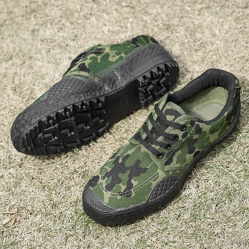 Anti-slip breathable men\'s wear-resistant labor protection shoes hiking camouflage shoes work shoes