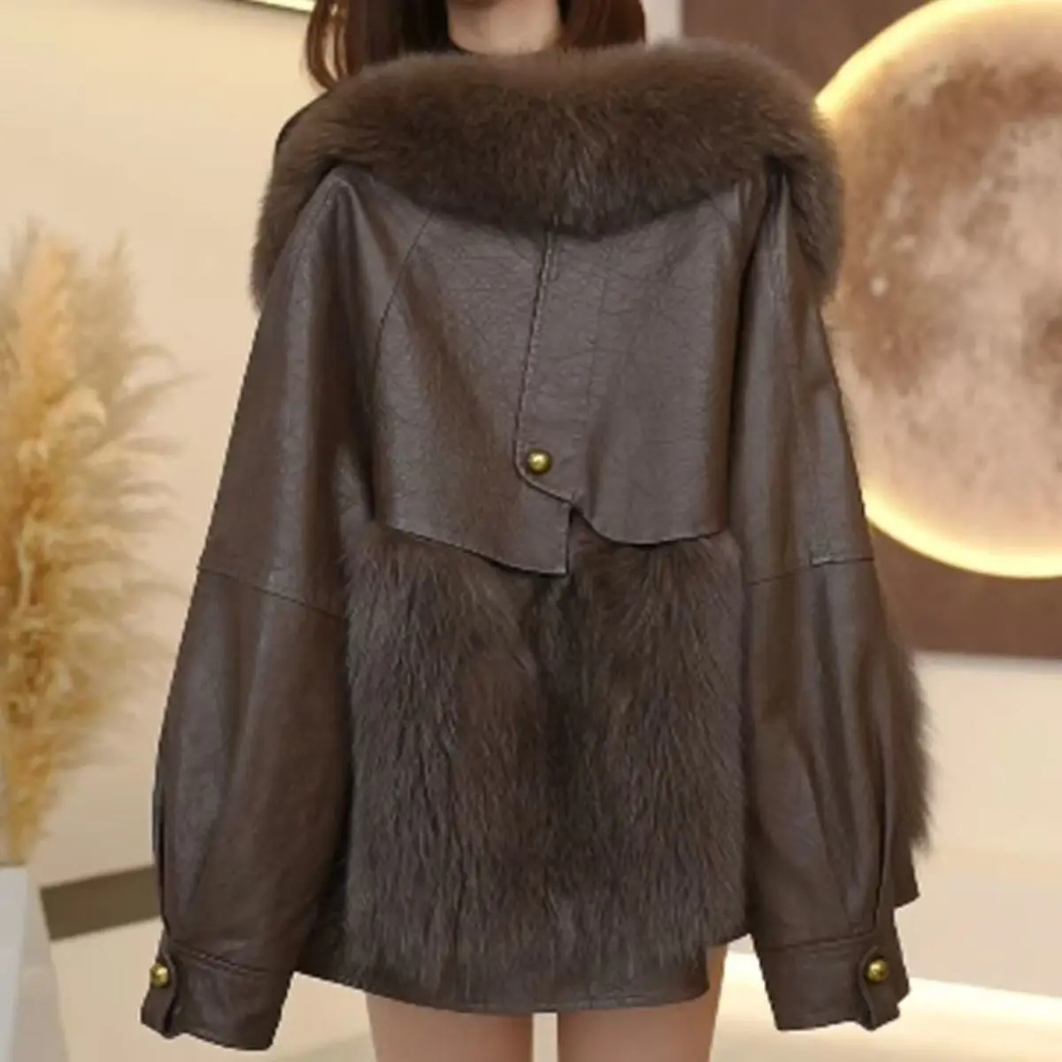 Retro-Kaffee-Pelzmantel für Damen, 2025, Winter, lockere koreanische Version, modische Nachahmung von Fuchspelz, verdickter Haining-High-End-Mantel