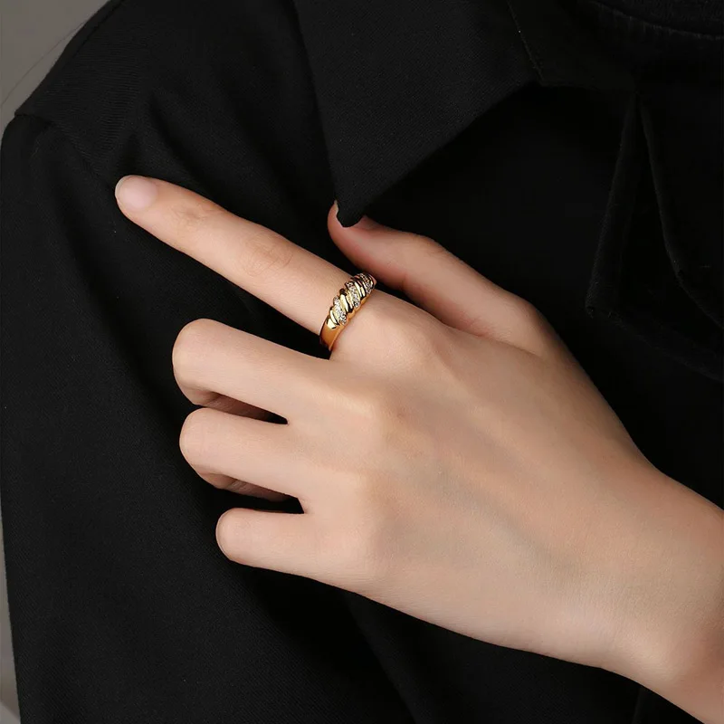 ZHOUYANG Chunky Croissants Pierścionki dla kobiet Vintage Gold Color Statement Ring Finger Akcesoria Moda Modna biżuteria KAR210 — zdjęcie 3