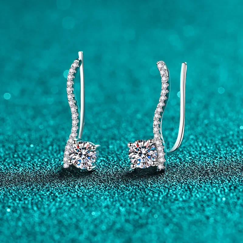18K gold studded diamond 0.5 carat earrings, PT95 platinum moissanite 0 linear earrings, simple and stylish holiday gifts