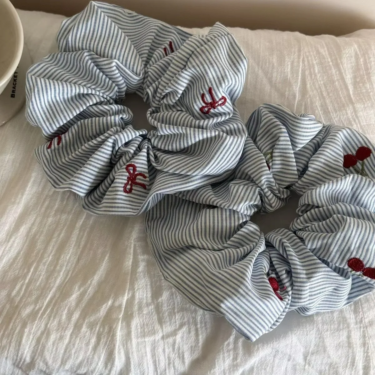 2 pieces of exquisite Korean style blue striped bow cherry tight headband fashionable new hair accessory styling fixed props image 3