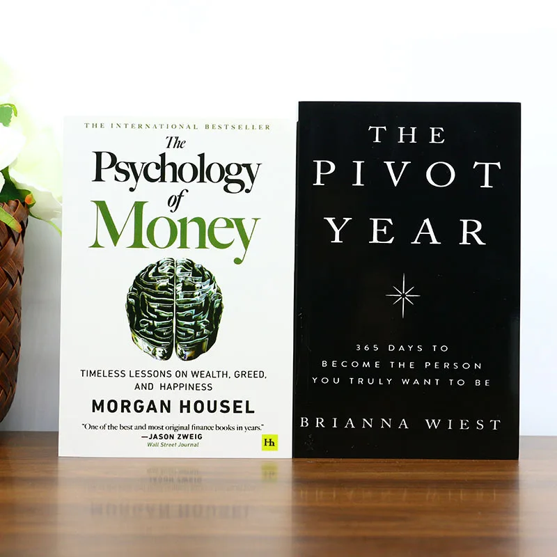 

《The Psychology of Money》+《The Pivot Year》 Perfect for Finance Enthusiasts Self-Improvement Seekers Can be a Christmas day gift