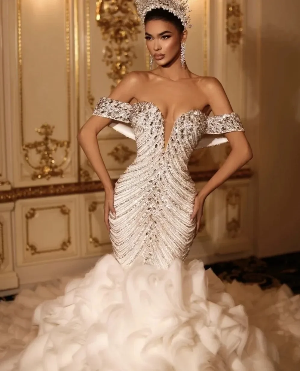 Luxe zeemeermin trouwjurken voor de bruid uit de schouder kralen kristallen ruches gelaagde trein dames bruidsjurken Arabisch Dubai