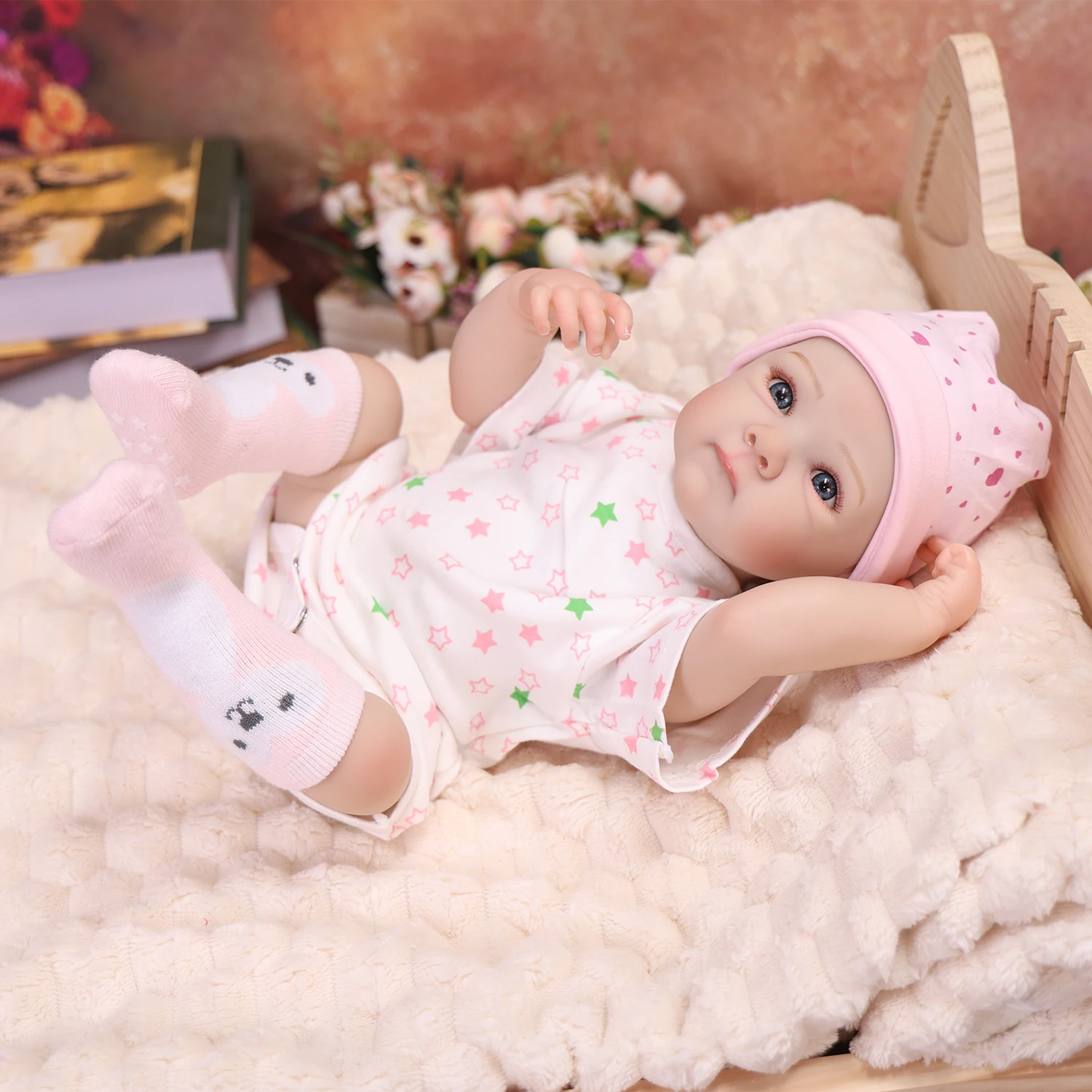

KEIUMI 20 Inch Lifelike Bebe Reborn Doll Handmade Painting with 3D Skin Visible Veins Collectible Toy for Girl Gift