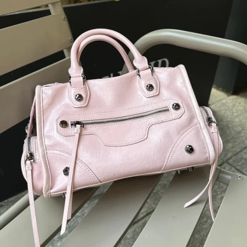 

Винтажная розовая сумка в стиле Y2K с бахромой и заклепками, мини-сумка кросс-боди из вощеной кожи, универсальная женская сумка через плечо от известного бренда