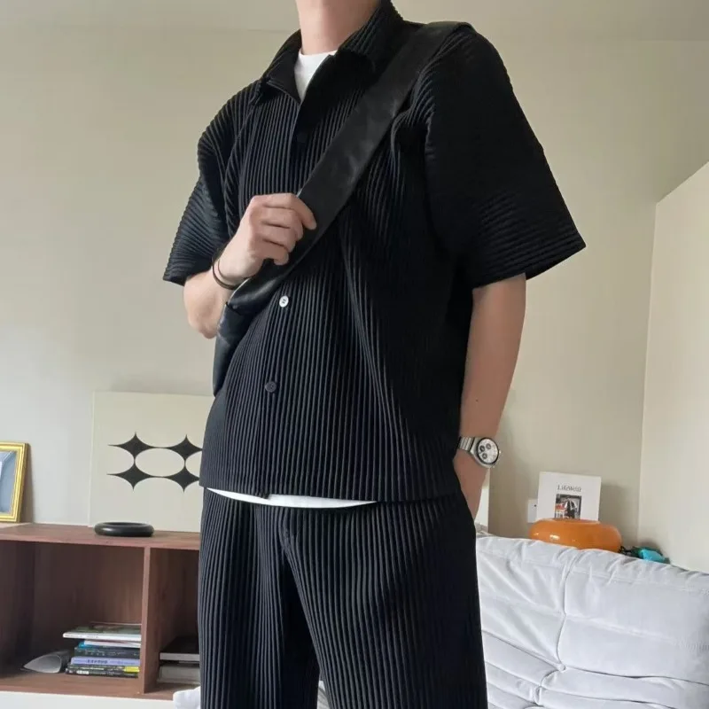 

Miyake Japanese Pleated Men's Short-sleeved Shirt Side Split Single-breasted Cardigan Loose Jacket Polo Shirt Simple Clothing
