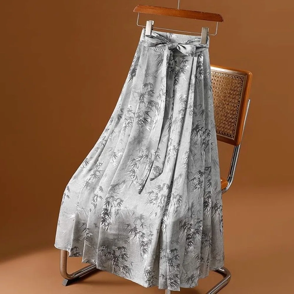 

‌2025 New Chinese Style Hanfu Skirt - Summer Mamianqun with Modern Design, Elegant Traditional Costume for Women