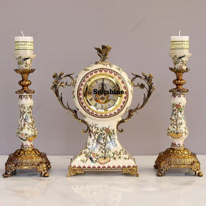 

Настольные часы-подсвечник в европейском ретро-стиле для гостиной и прихожей, из сплава и керамики, для демонстрационных комнат