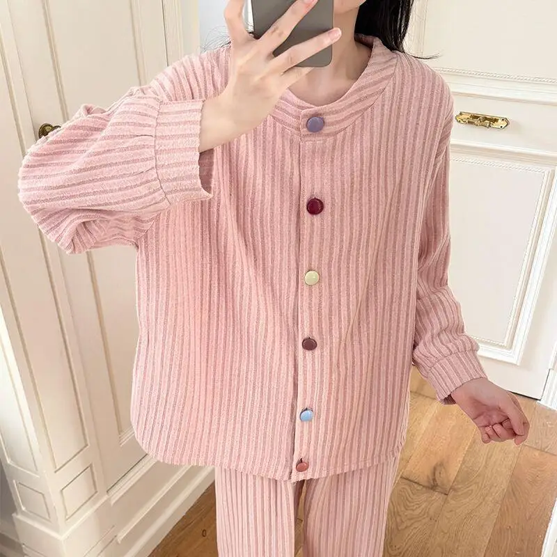 

Hot Velvet Fleece Leisure Wear Autumn and Winter Sweet Lamb Fleece Fashion Minimalist Loungewear Set Dopamine New Style Hot Yrk
