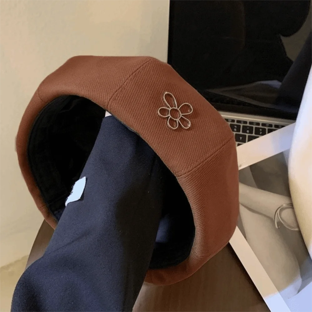 

Модные женские береты с цветочным принтом, сохраняющие тепло, большая окружность головы, кепки британского художника, однотонная восьмиугольная шляпа в корейском стиле для девочек