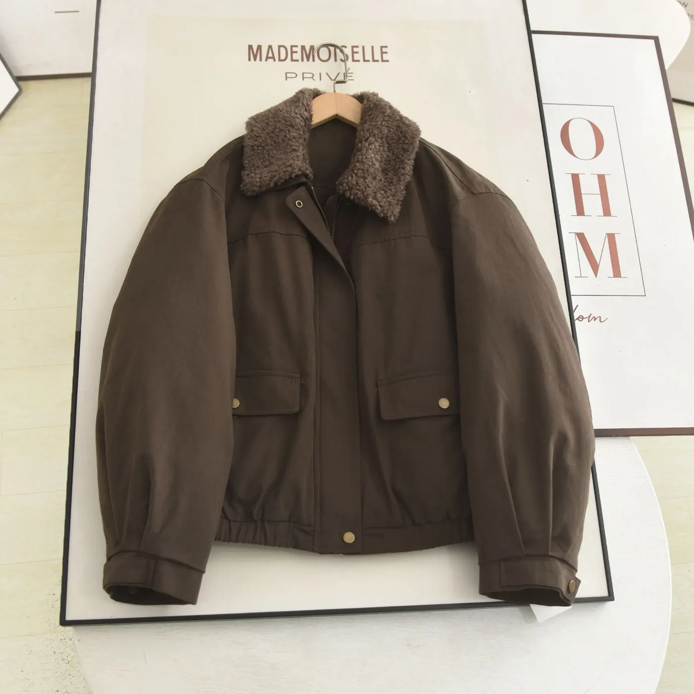 

Утепленное пуховое пальто с коричневым меховым воротником в ретро-стиле, маленький размер, приталенный крой, рабочая одежда, зимняя верхняя одежда