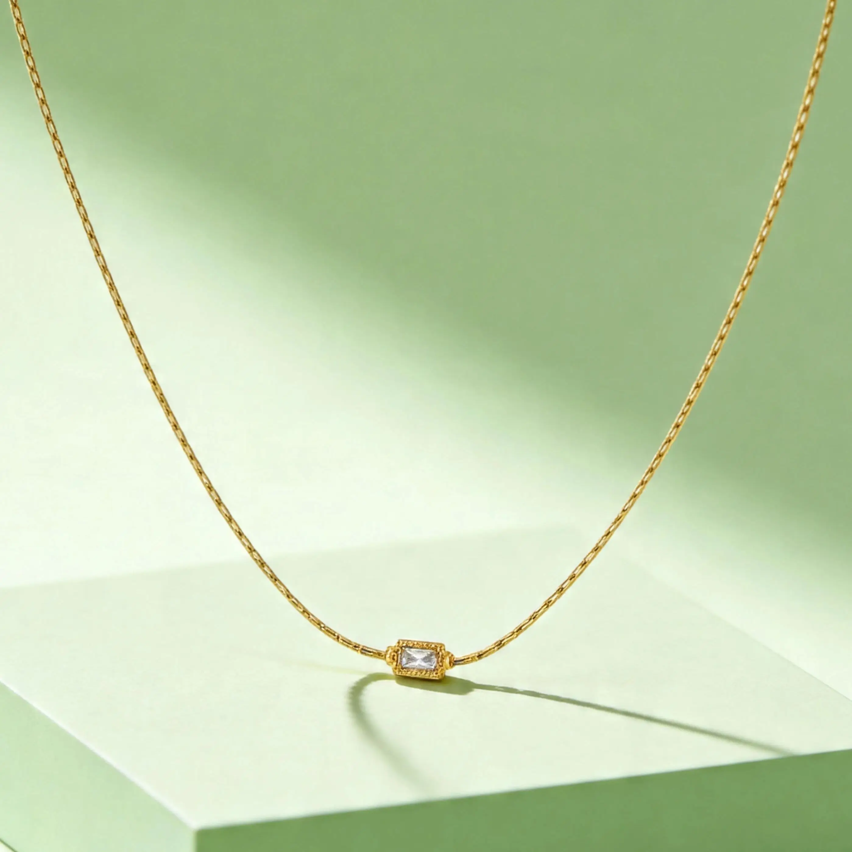 Unique Hammered Rectangular Zircon Necklace for Women,Stainless Steel Link Chain Necklaces,Trendy Charm Party Jewelry Gifts