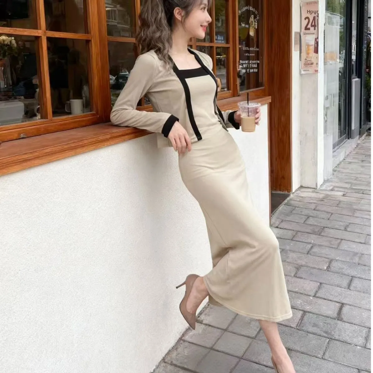 

Women's Autumn Fashion Set Soft Color Contrast Strap Dress Cardigan Outerwear Bodycon Long Dress Two-Piece Suit Casual Style