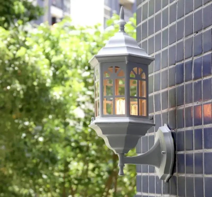 lampada-da-parete-per-esterni-impermeabile-stile-europeo-retro-industriale-per-balcone-nordica-luce-da-giardino