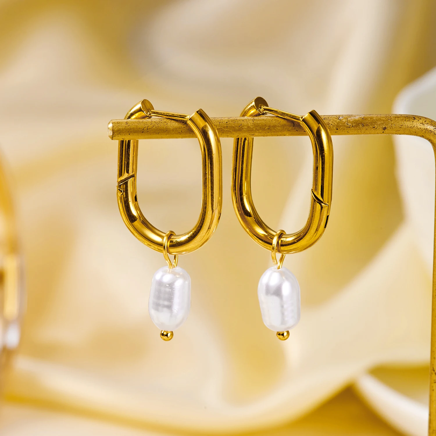 Modische Edelstahl-Perlen-Tropfenohrringe für Damen Sonnenglanz-Design Kühne Stile Eleganter Sitz Schicker Alltagsschmuck Geschenk – Detail 6
