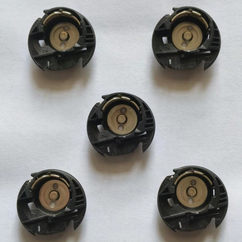 2PcsโลหะBobbinสำหรับHomeเย็บโครงการและProfessional Tailorsเครื่องเย็บผ้าในครัวเรือนเปลี่ยนBobbin Dropship