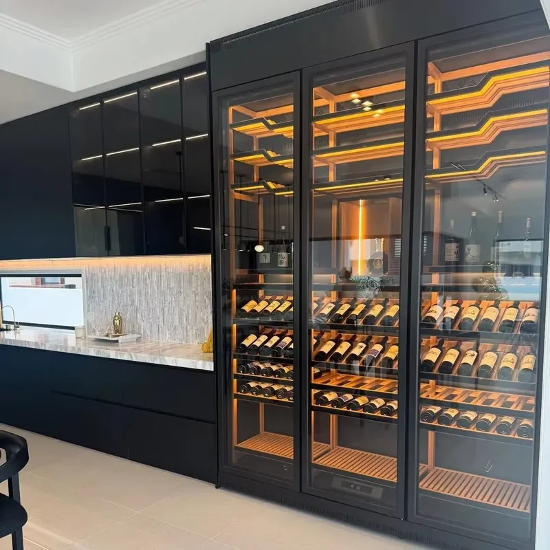 High Quality Commercial Stainless Steel Wine Cabinet Cooler Gold Color Modern Design Chinese Factory for Home Dining Hotel