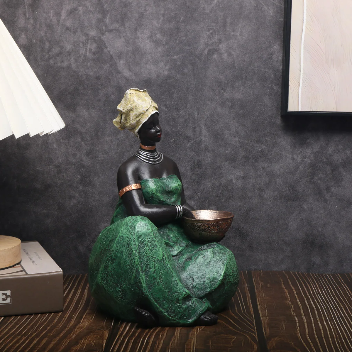 1 Stück Vintage afrikanische Stammesfrau-Figur – exotische künstlerische Kunstharz-Bastelstatue für Heimdekoration – einzigartiges Künstlergeschenk – Detail 5