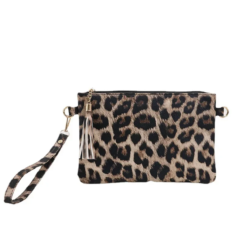 Pochette piccola da donna con stampa animalier leopardata