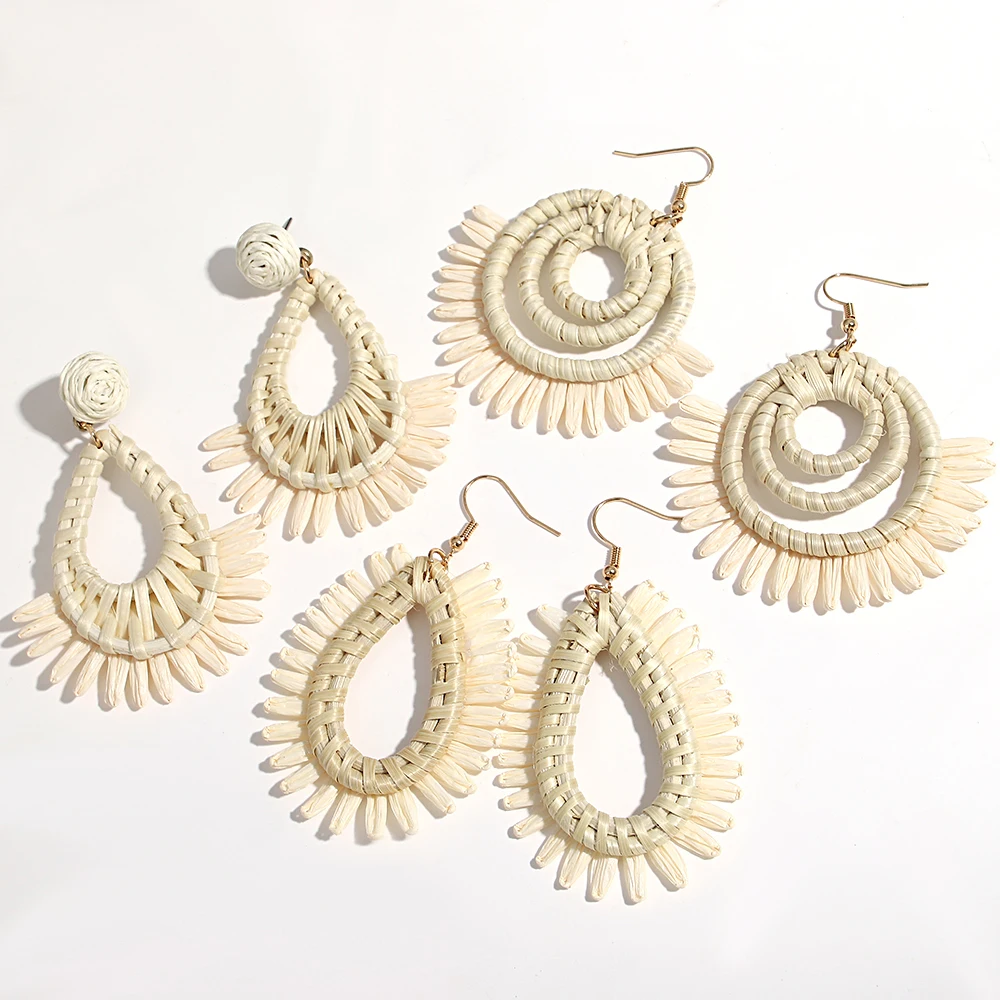 AENSOA Handmade White Raffia Wrapped Teardrop Earrings for Women Boho Geometric Rattan Knit Dangle Earring Holiday Beach Jewelry