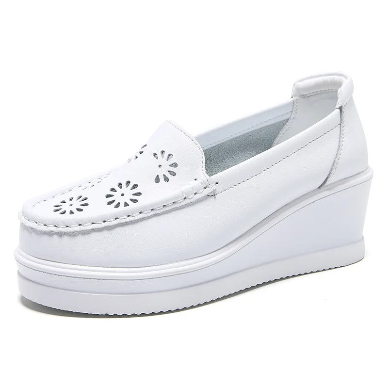 Nuove scarpe da donna Sneakers Slip on Platform zeppe rialzate in pelle bovina mocassini da donna bianchi appartamenti Casual comode scarpe da infermiera