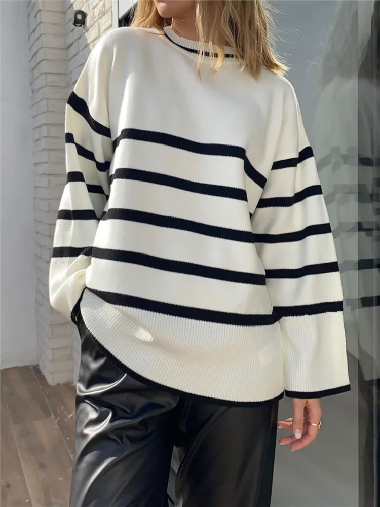 REALEFT Autumn Winter Elegant Striped Oversize Women\'s Sweater 2023 New O-Neck Long Sleeve Casual Loose Knitwear Sweaters Female