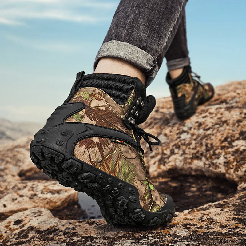 2023 Genuine Leather Mountaineering Shoes Women's Waterproof Anti-slip Camouflage Outdoor Hiking Shoes Men's High-top Cowhide
