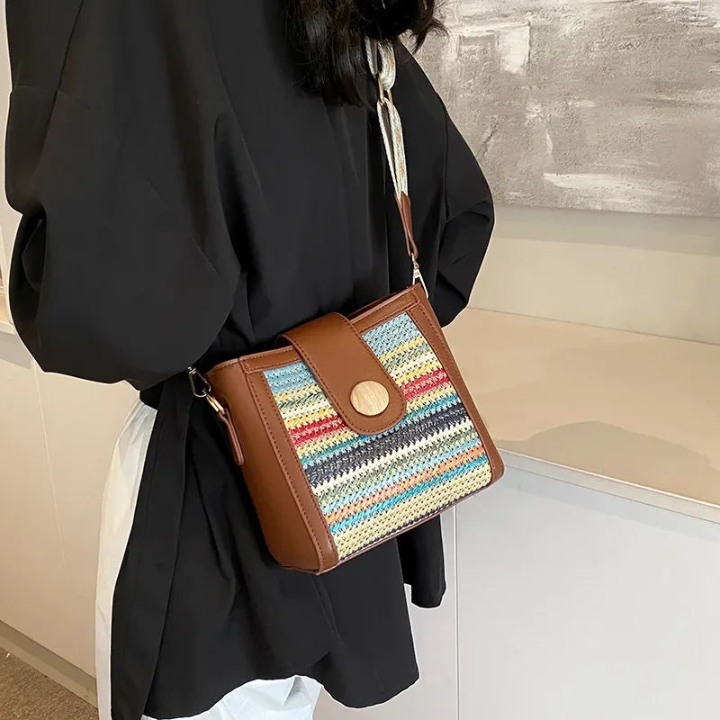 Лето 2023, новая сумка-мессенджер, модная и популярная соломенная сумка, тканая сумка-ведро в иностранном стиле в стиле ретро, сумка на плечо