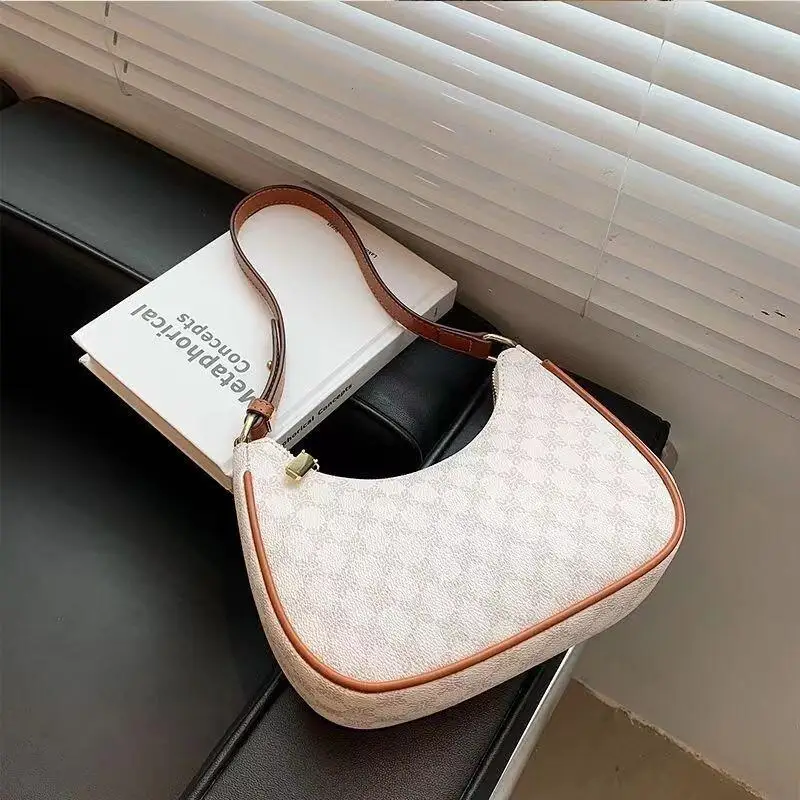 New Fashion Printed Shoulder Bag PU Leather Casual Cross Bag Crescent Moon -shaped Shoulder Shoulder Underarms Underxual Bags